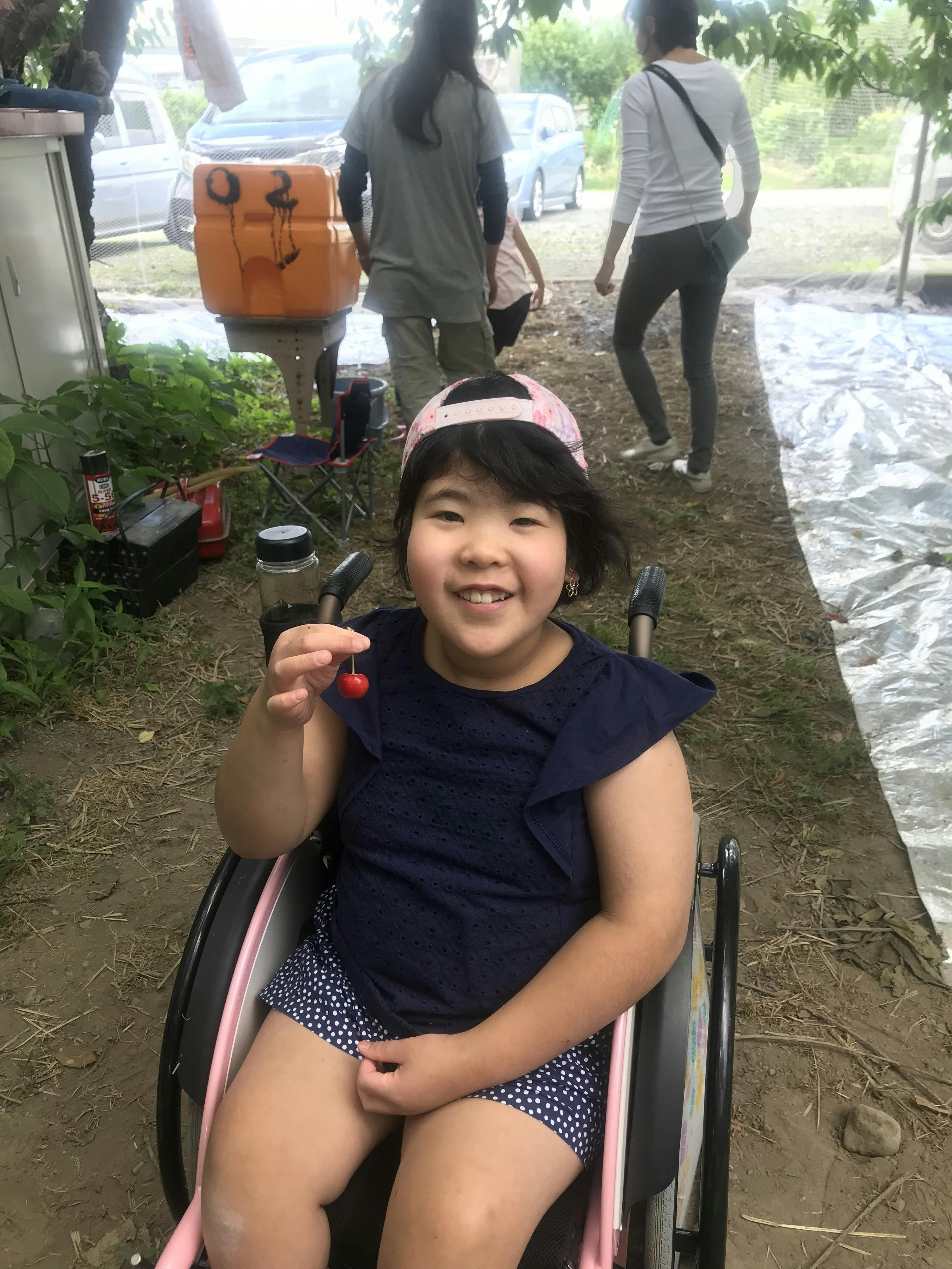 二分脊椎症の娘に 足漕ぎ車椅子で 自信と体力を付けさせたい Campfire キャンプファイヤー 二分脊椎症の娘に 足漕ぎ車椅子で 自信と体力を付けさせたい Campfire キャンプファイヤー
