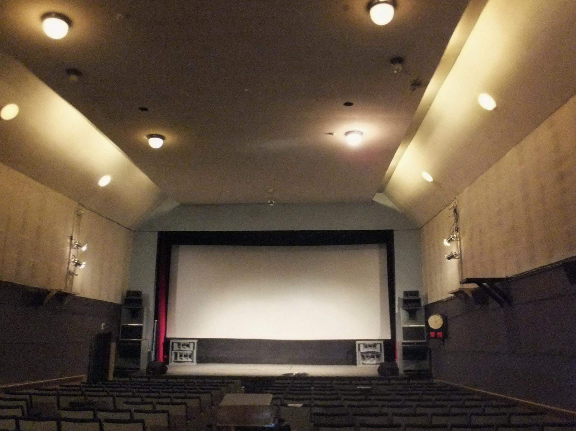 映画館 御成座 Campfire キャンプファイヤー 映画館 御成座 Campfire キャンプファイヤー