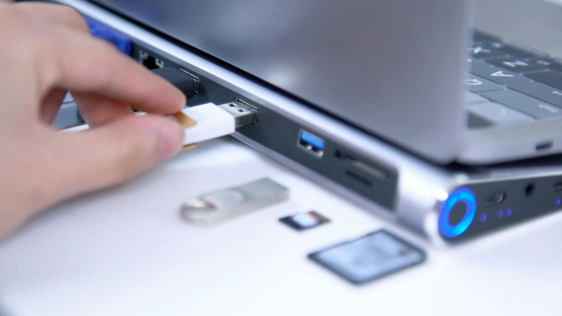 14in1 Typecドッキングステーション Magbac マルチディスプレイ Campfire キャンプファイヤー 14in1 Typecドッキングステーション Magbac マルチディスプレイ Campfire キャンプファイヤー