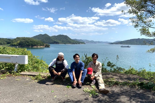 日本初国産アーモンド農家を目指すアイドル農家 みなと組 の 劇場 を作る Campfire キャンプファイヤー