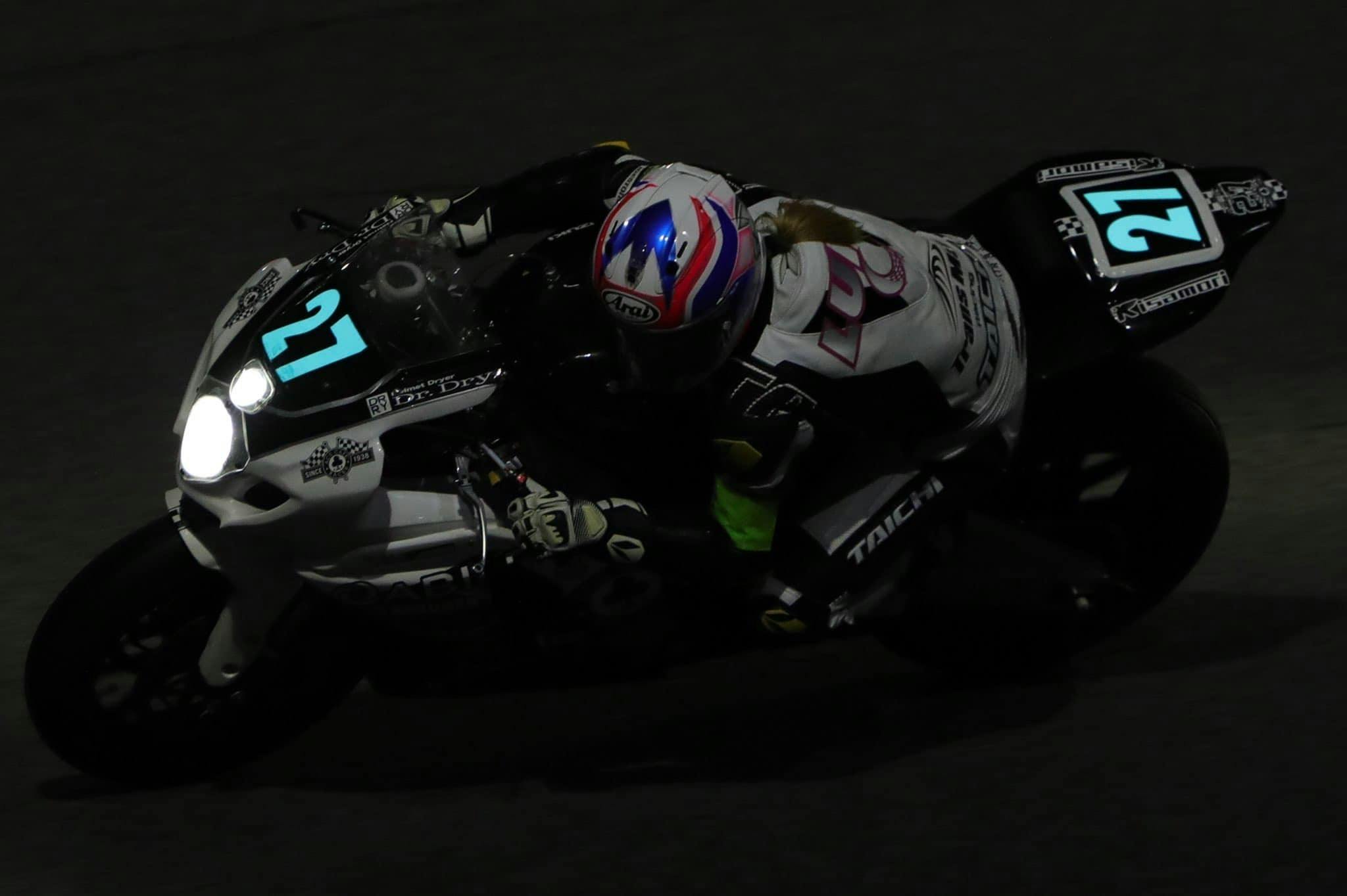 男性ばかりの大型バイクレースに唯一の女性として挑戦する平野ルナの「夢」を応援！ CAMPFIRE (キャンプファイヤー)