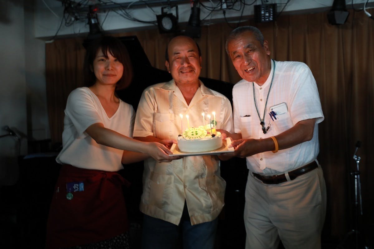 3丁目カフェクラウドファンディング 目標の2倍を達成しました Campfire キャンプファイヤー 3丁目カフェクラウドファンディング 目標の2倍を達成しました Campfire キャンプファイヤー