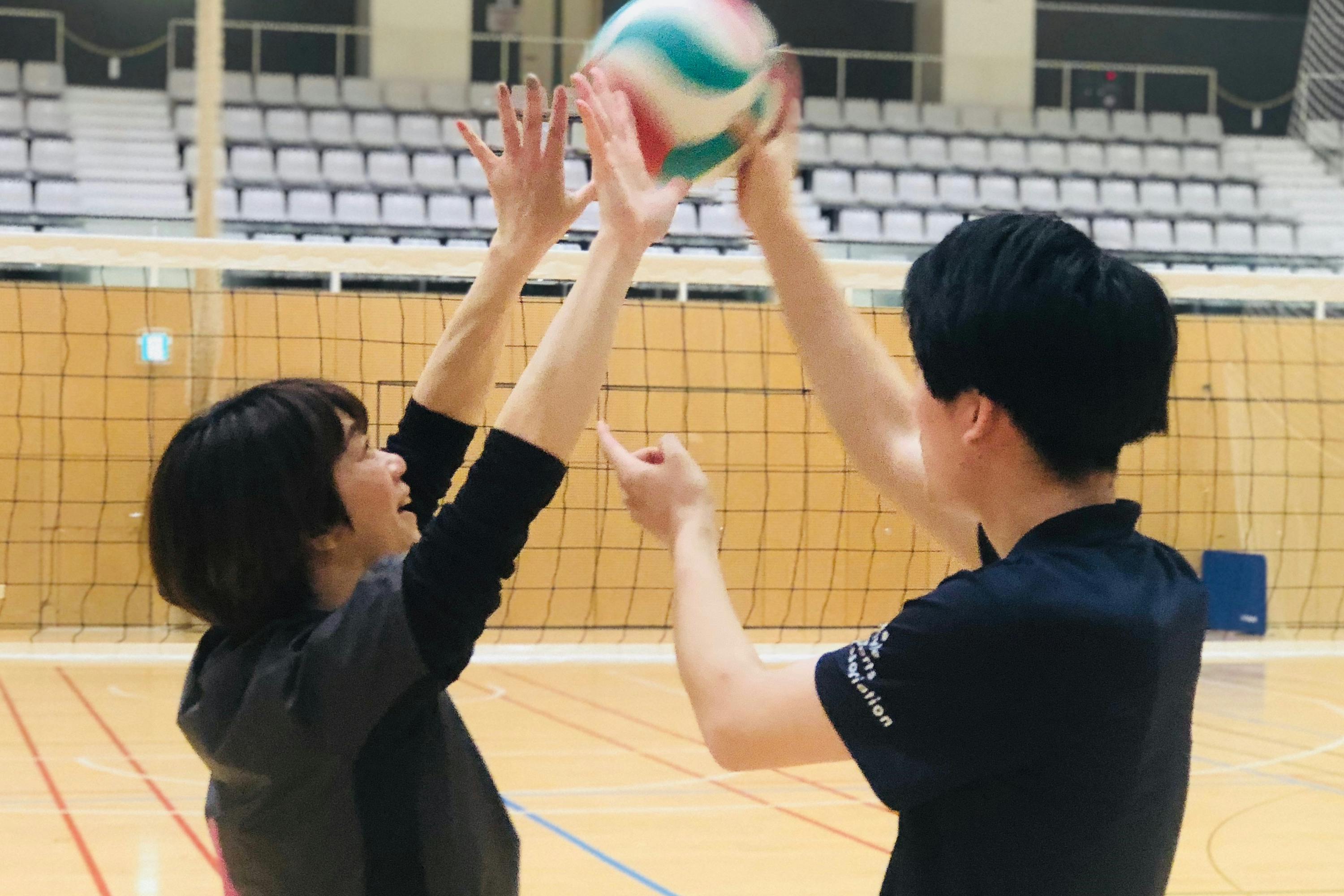 新型コロナで存続の危機。バレーボールをする場、学ぶ場を残したい
