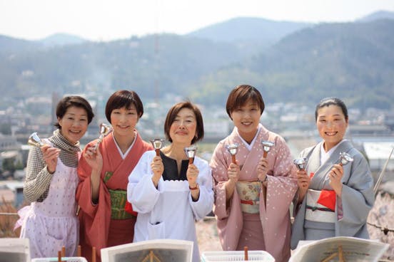 温泉旅館女将の挑戦 湯原特産の青大豆カレーで湯原温泉を盛り上げたい Campfire キャンプファイヤー