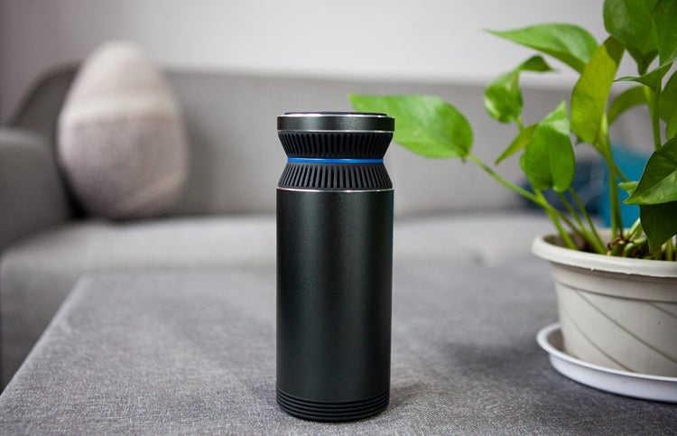 タイヤの空気モニタリング可能な車載空気清浄機「Car Air Purifier