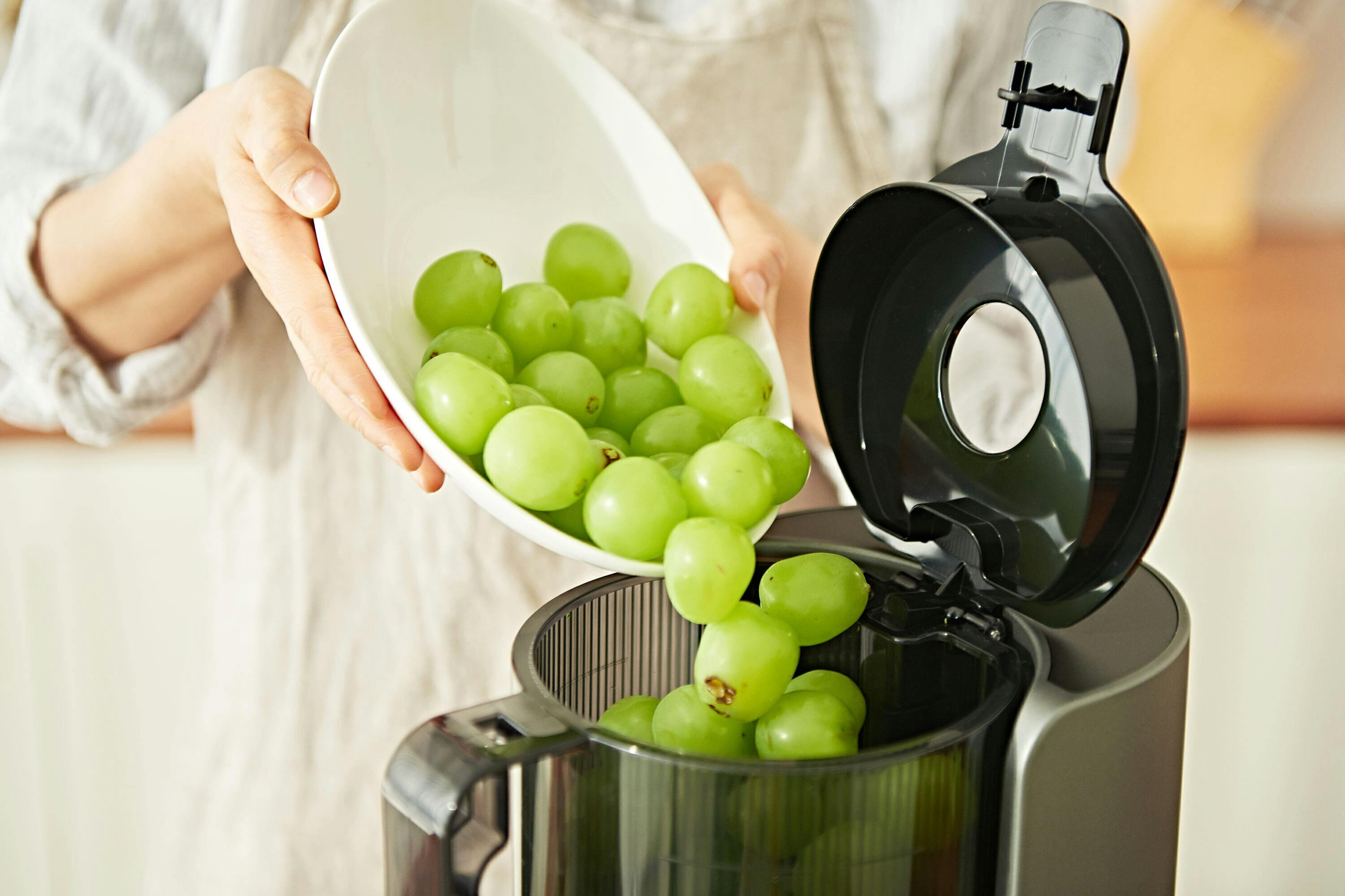 ジューサー　スロージューサー　hurom h200 Amazon | ヒューロム スロージューサー H-200(ダークグレー