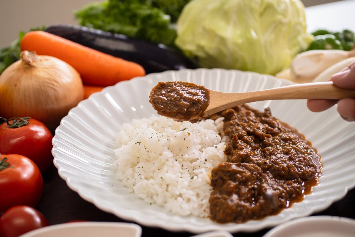 コロナ太りを撃退 食べれば食べるほど痩せてしまう魔法のカレー 商品化 Campfire キャンプファイヤー コロナ太りを撃退 食べれば食べるほど痩せてしまう魔法のカレー 商品化 Campfire キャンプファイヤー