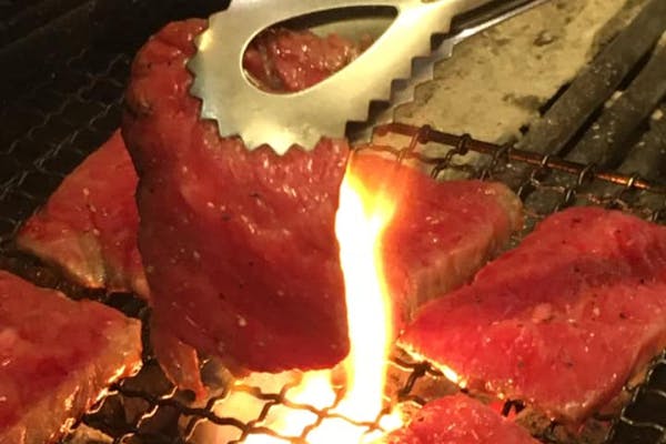 人情溢れる東京下町木場で コロナに負けない笑顔溢れる焼肉店 Campfire キャンプファイヤー