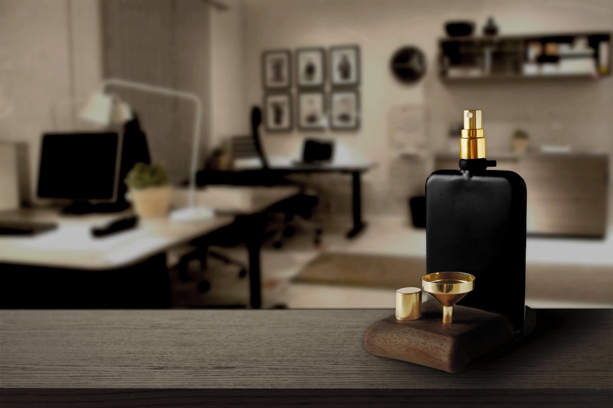 消毒をオシャレに習慣化 日本初上陸のデザイナーズスプレーボトルをあなたへ Campfire キャンプファイヤー 消毒をオシャレに習慣化 日本初上陸のデザイナーズスプレーボトルをあなたへ Campfire キャンプファイヤー