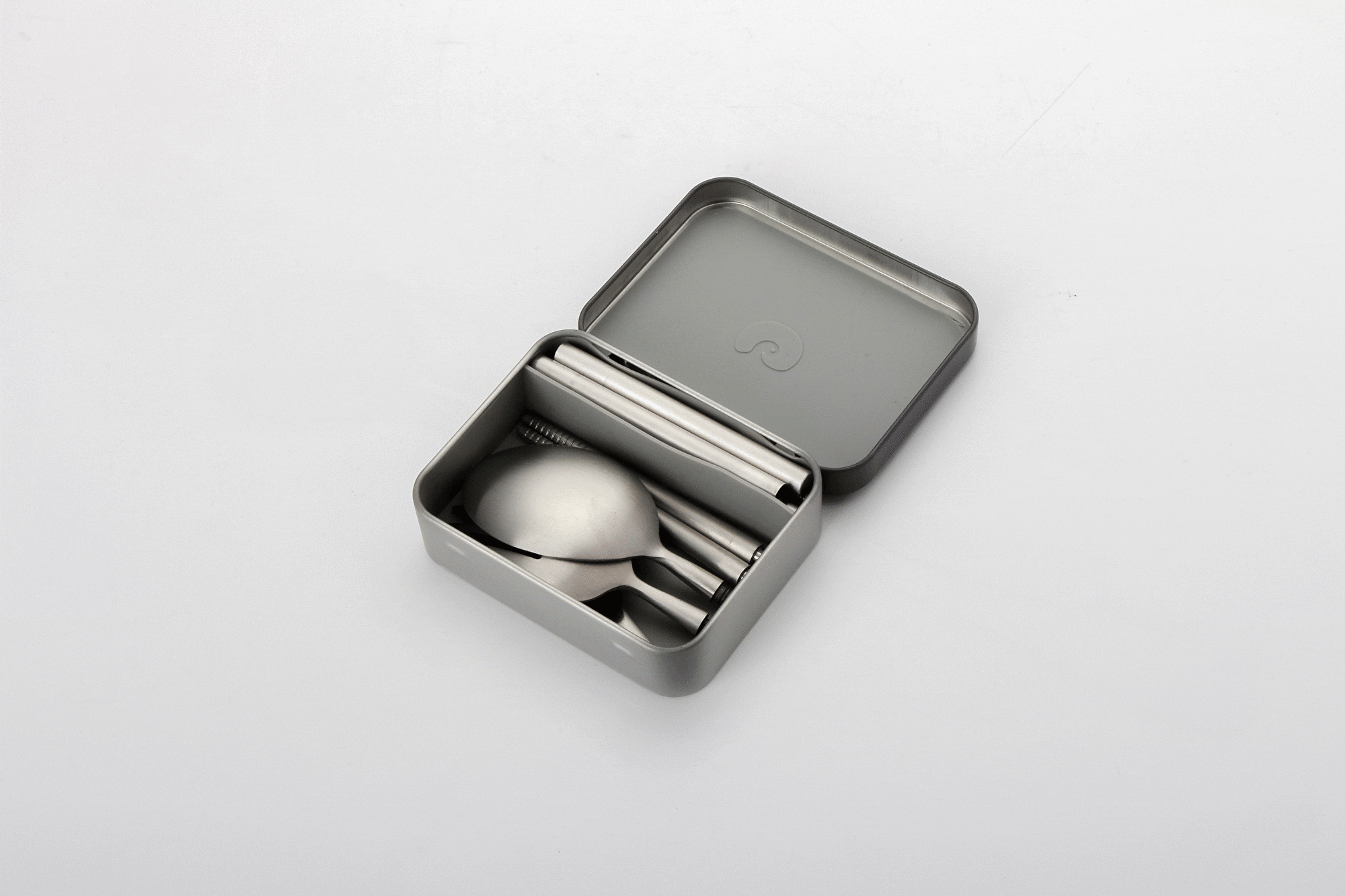 世界で一番小さい、一生モノのカードサイズ食器セット【Outlery】 - CAMPFIRE (キャンプファイヤー)