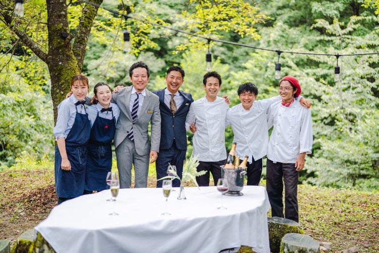 自然とふれあう食のエンターテインメント キャンピングレストラン Campfire キャンプファイヤー