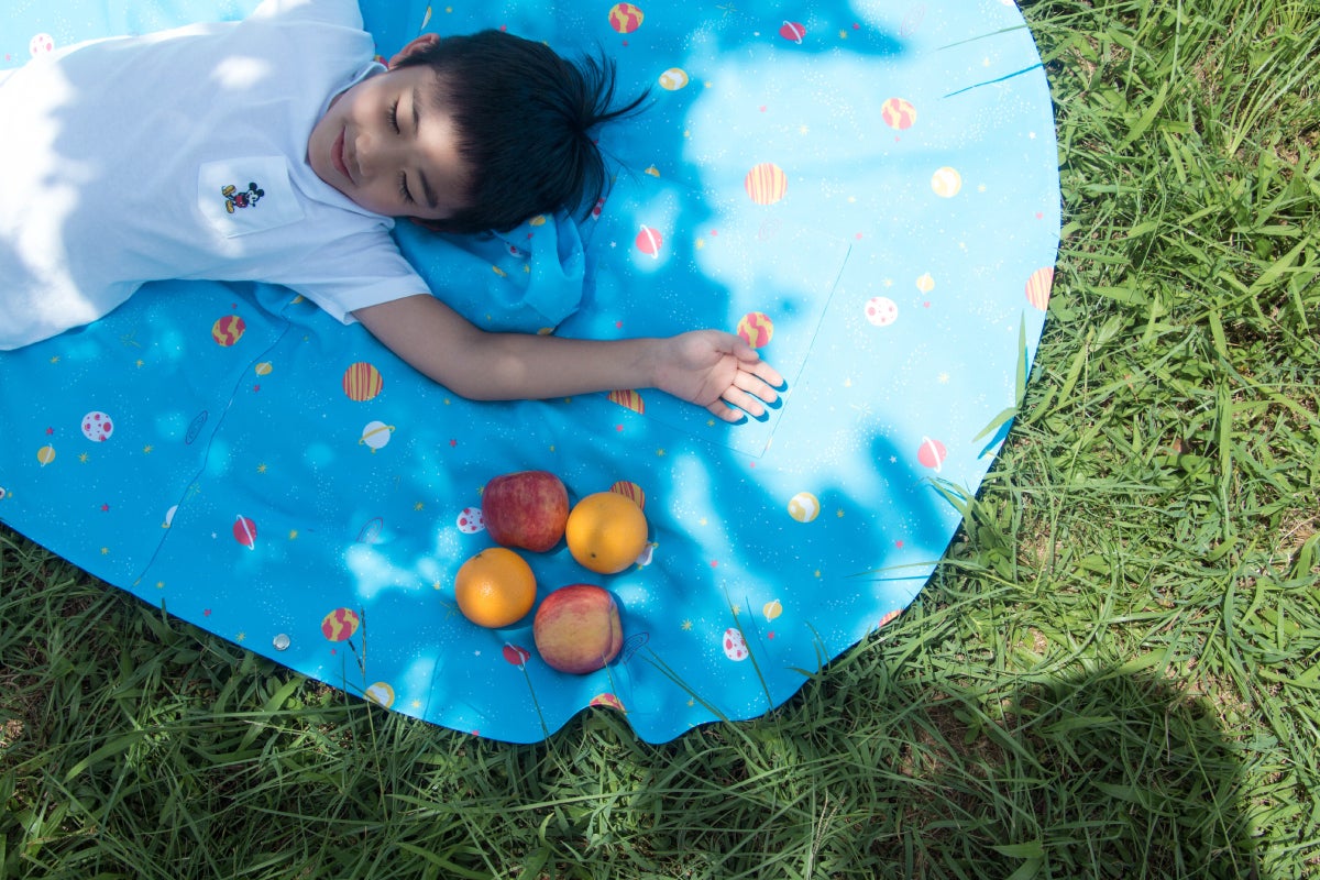 綿から生まれたレインコート 完全防水なのにサラサラで蒸れない 超気持ちいいよ Campfire キャンプファイヤー 綿から生まれたレインコート 完全防水なのにサラサラで蒸れない 超気持ちいいよ Campfire キャンプファイヤー