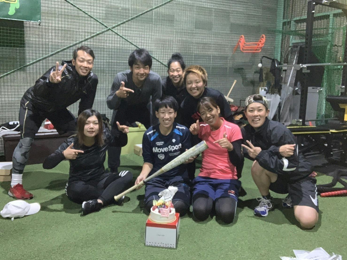 女子野球酒場open スポーツ好きなみんなが 集まる場所をつくる Campfire キャンプファイヤー