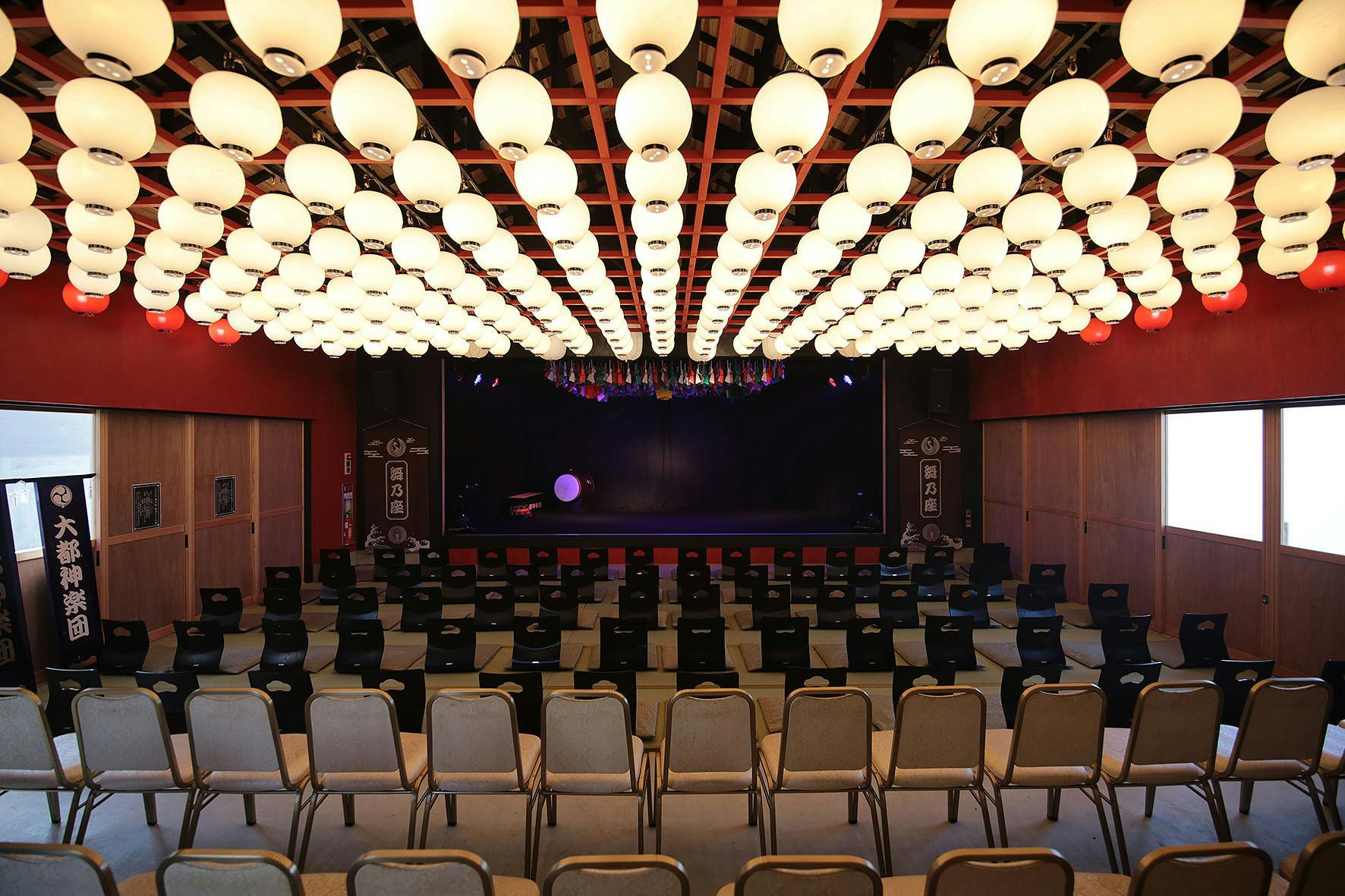 コロナで公演機会を失った石見神楽社中に神楽専用会場で思いっきり神楽を舞って欲しい Campfire キャンプファイヤー コロナで公演機会を失った石見神楽社中に神楽専用会場で思いっきり神楽を舞って欲しい Campfire キャンプファイヤー