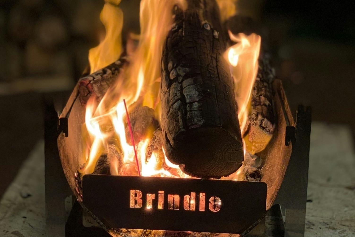Brindle camp  burnmore焚き火台