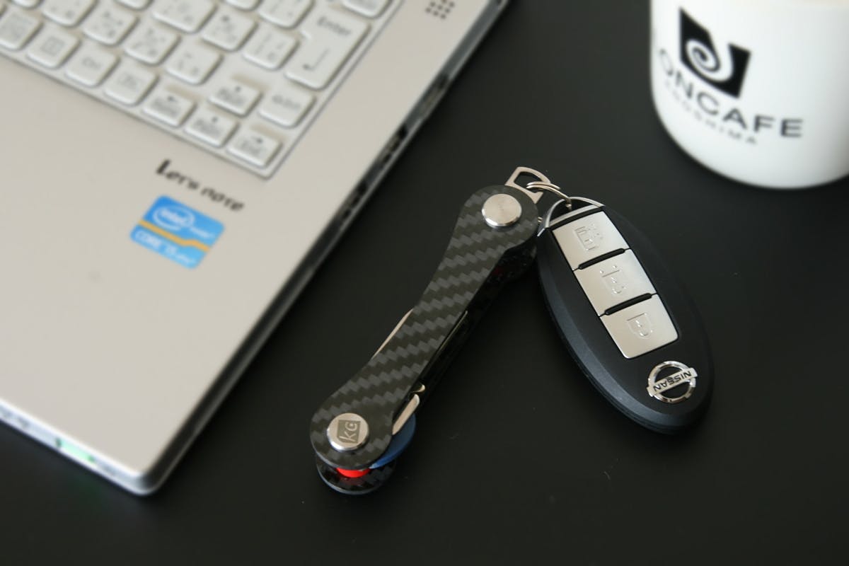 もう ジャラジャラしない 鍵をスマートにまとめる スイス製キーオーガナイザー Campfire キャンプファイヤー もう ジャラジャラしない 鍵をスマートにまとめる スイス製キーオーガナイザー Campfire キャンプファイヤー