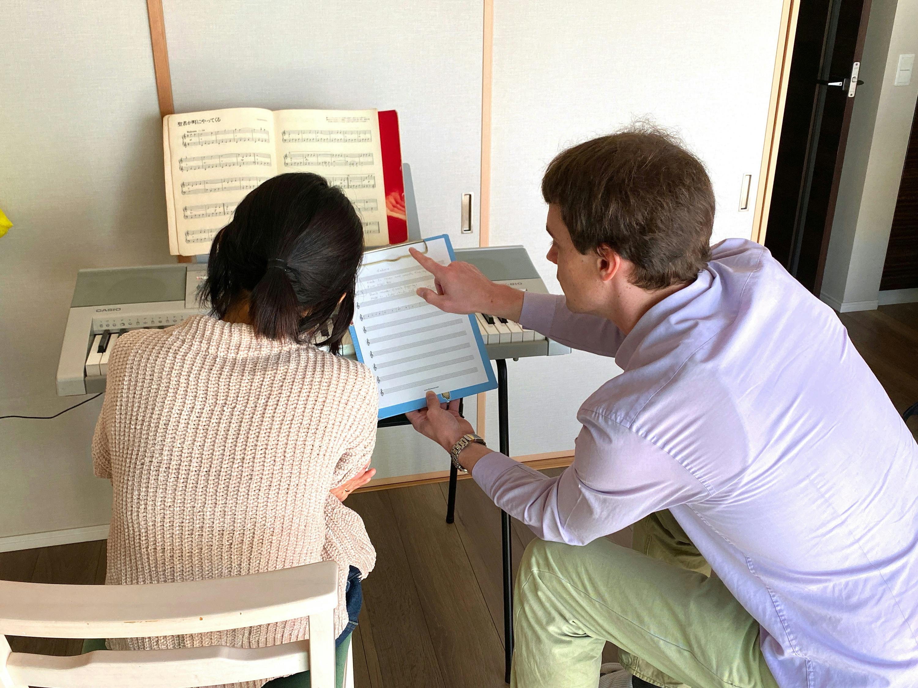 ピアノと英語が同時に学べる 英語でピアノ レッスンをより良くする為に Campfire キャンプファイヤー ピアノと英語が同時に学べる 英語でピアノ レッスンをより良くする為に Campfire キャンプファイヤー