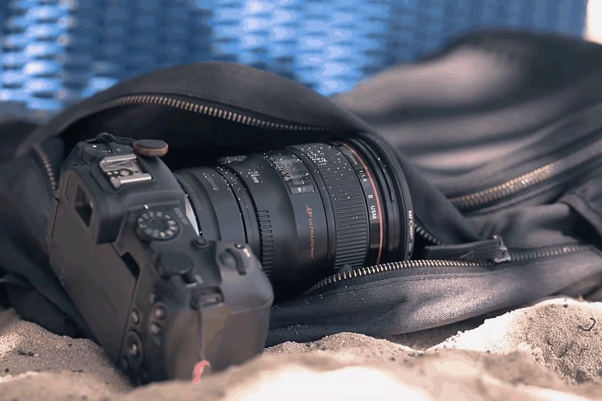 身軽にカメラを持ち出そう ドイツ発 質実剛健なカメララップ Techwrap Campfire キャンプファイヤー 身軽にカメラを持ち出そう ドイツ発 質実剛健なカメララップ Techwrap Campfire キャンプファイヤー