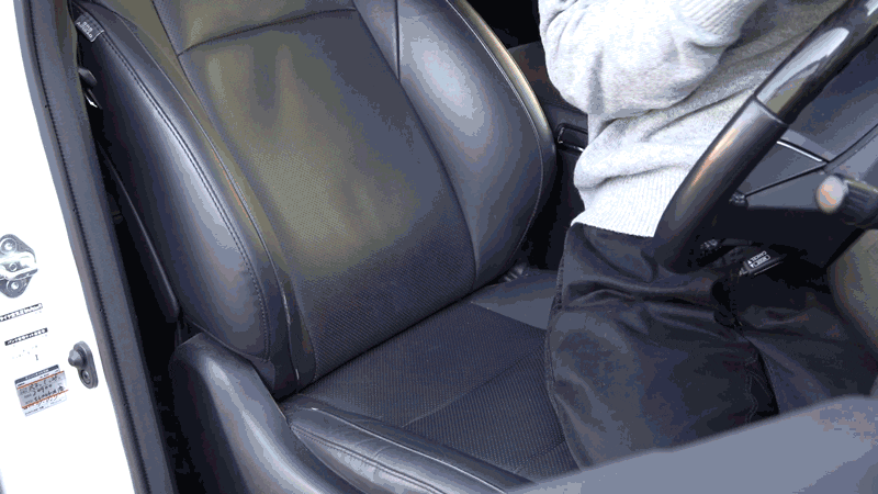 昼寝や車中泊でも快眠 寝室のように車で熟睡してしまうリクライニング用 腰まくら Campfire キャンプファイヤー 昼寝や車中泊でも快眠 寝室のように車で熟睡してしまうリクライニング用 腰まくら Campfire キャンプファイヤー