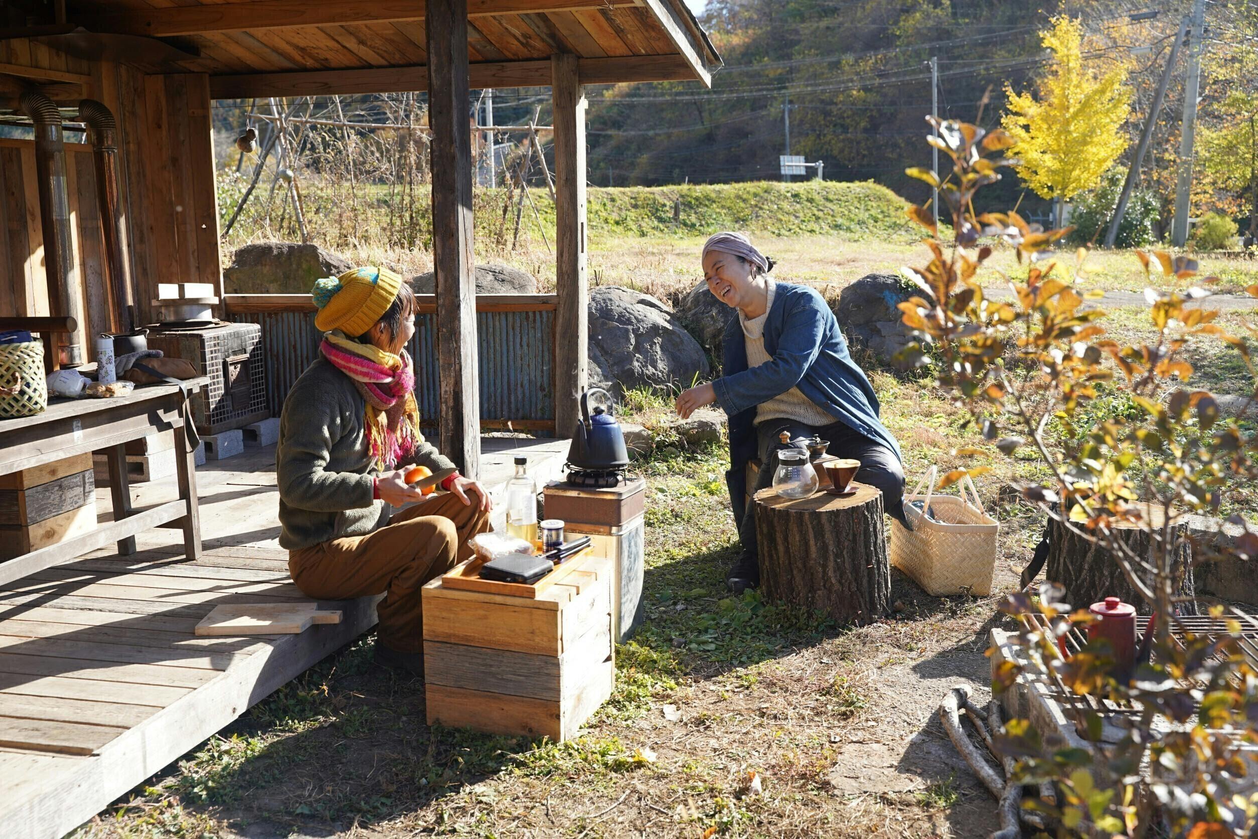東北〜関東地区限定】ワイルド切り株テーブル 東北〜関東地区限定】ワイルド切り株テーブル