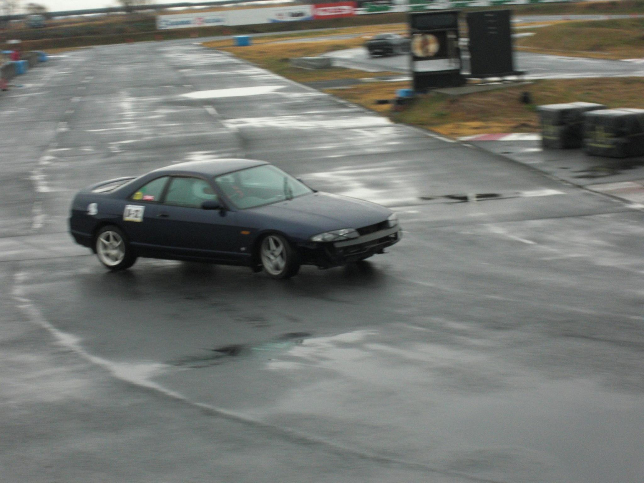 ドリフトレンタカーでモータースポーツ クルマを操る楽しさをもっと身近に Campfire キャンプファイヤー ドリフトレンタカーでモータースポーツ クルマを操る楽しさをもっと身近に Campfire キャンプファイヤー