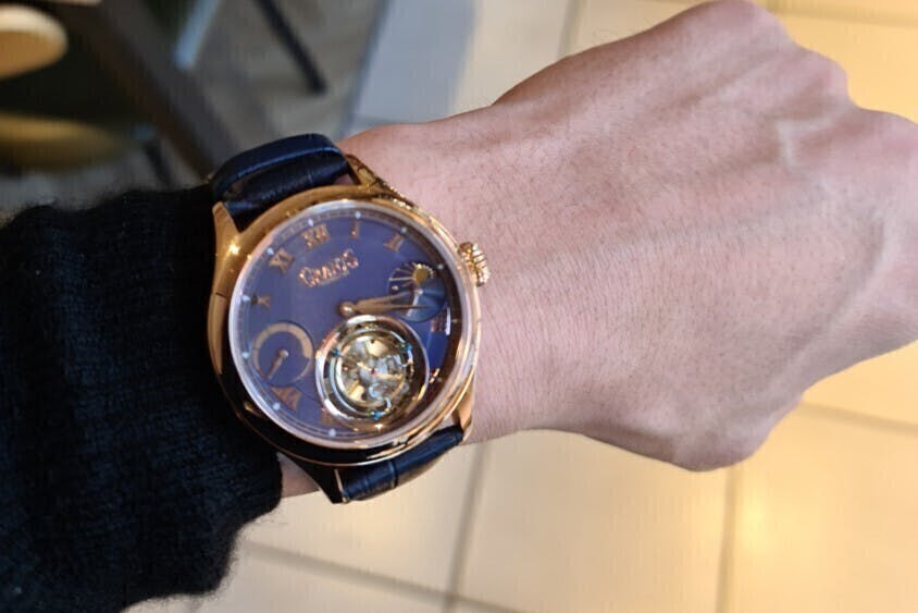 時計愛好家憧れのトゥールビヨンを広めたい！新進気鋭の高級腕時計「GRANTS」 - CAMPFIRE (キャンプファイヤー)