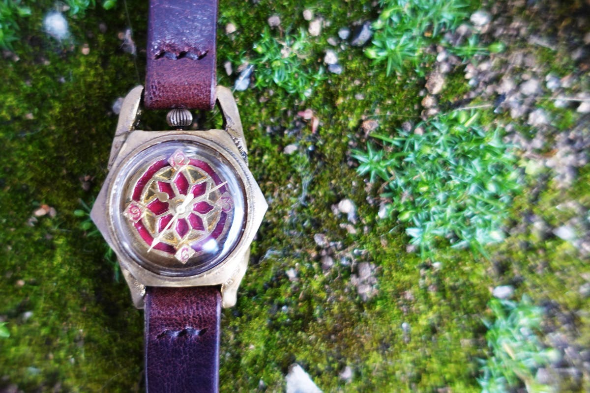 作家物 真鍮(銅？)とレザーの腕時計 - 時計
