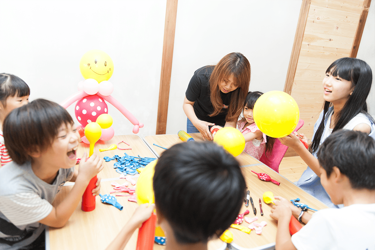 バルーンのある生活で日本中の笑顔をふくらませたい 笑顔でコロナを吹き飛ばせ Campfire キャンプファイヤー バルーンのある生活で日本中の笑顔をふくらませたい 笑顔でコロナを吹き飛ばせ Campfire キャンプファイヤー