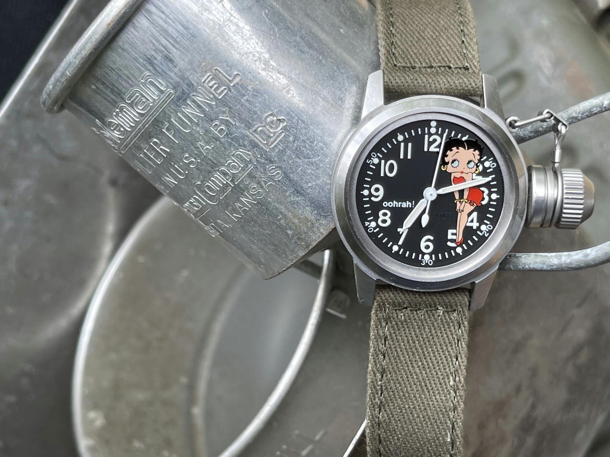 ベティ 腕時計 レア レトロ - 腕時計(デジタル)