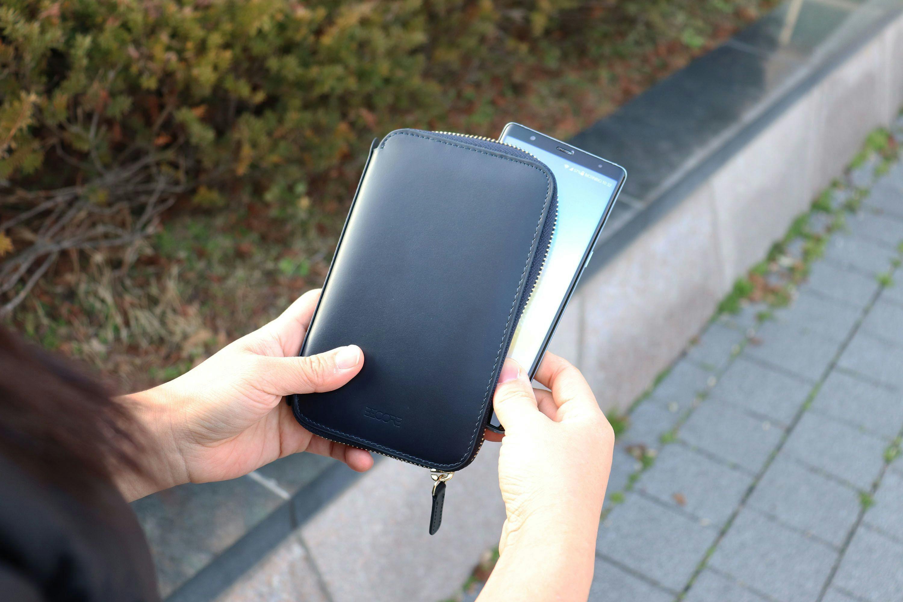 もはやセカンドバック スマホ収納可能 収納にこだわったオールインワン多機能長財布 Campfire キャンプファイヤー もはやセカンドバック スマホ収納可能 収納にこだわったオールインワン多機能長財布 Campfire キャンプファイヤー