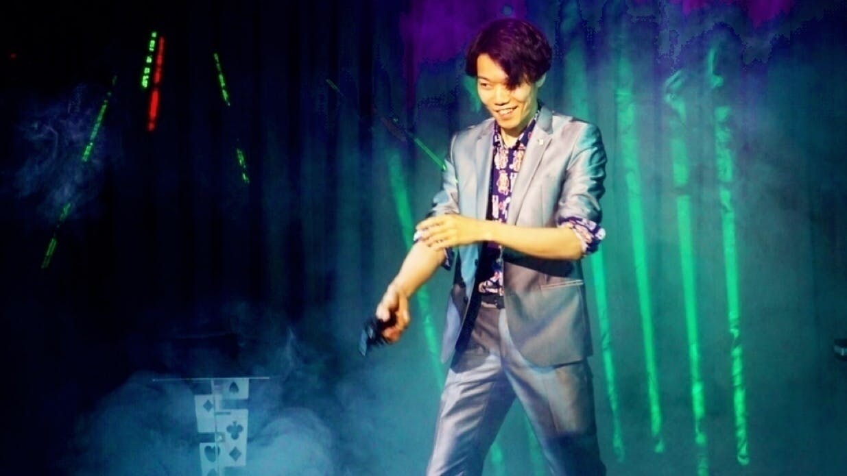 日常に奇跡を マジックバー ミラクル を作る 札幌 すすきの Campfire キャンプファイヤー 日常に奇跡を マジックバー ミラクル を作る 札幌 すすきの Campfire キャンプファイヤー