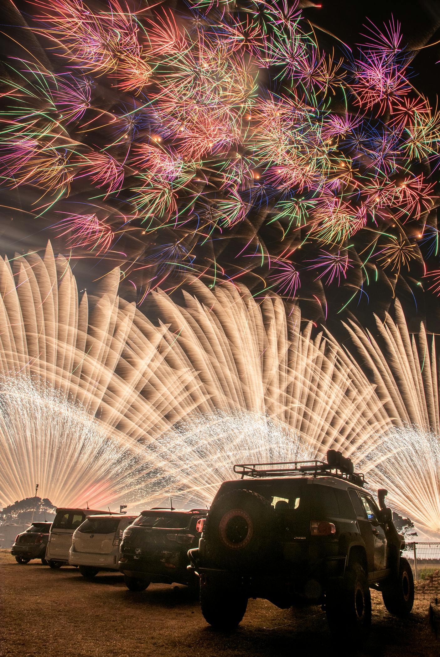 メッセージ花火 恋 勇気 希望 恋の浦 ドライブイン方式に全国の花火屋の大玉を Campfire キャンプファイヤー メッセージ花火 恋 勇気 希望 恋の浦 ドライブイン方式に全国の花火屋の大玉を Campfire キャンプファイヤー