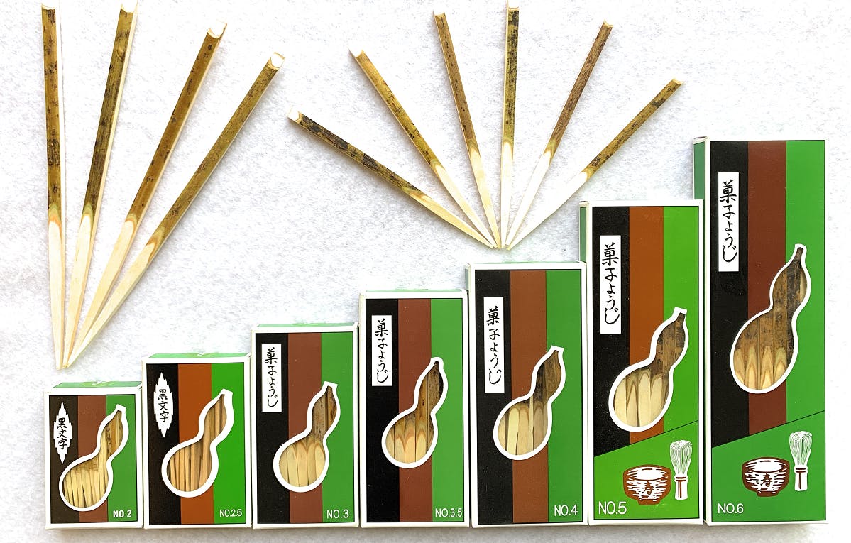 削りたての瑞々しく香り立つ国産黒文字を直接お届けしたい Campfire キャンプファイヤー 削りたての瑞々しく香り立つ国産黒文字を直接お届けしたい Campfire キャンプファイヤー