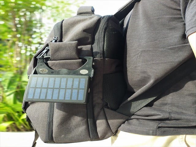 超便利♪電池要らずの最新型ソーラーランプ【Solar Pocket Lamp】 CAMPFIRE (キャンプファイヤー)