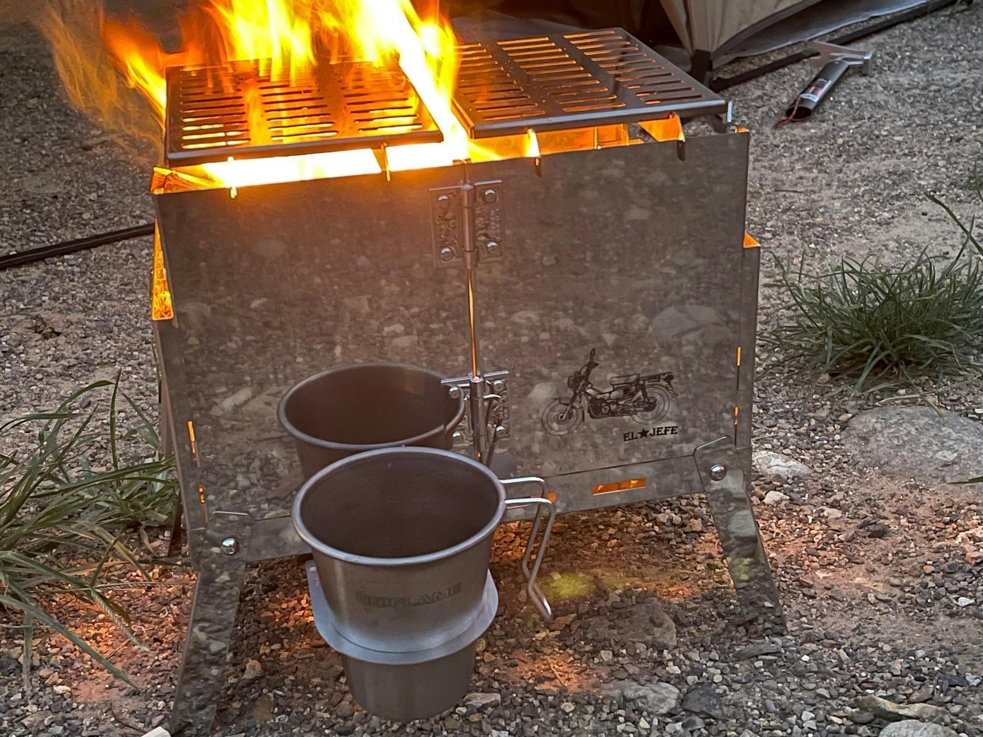 キャンプツーリング ブッシュクラフトにおすすめ コンパクトに折りたためる焚き火台 Campfire キャンプファイヤー キャンプツーリング ブッシュクラフトにおすすめ コンパクトに折りたためる焚き火台 Campfire キャンプファイヤー