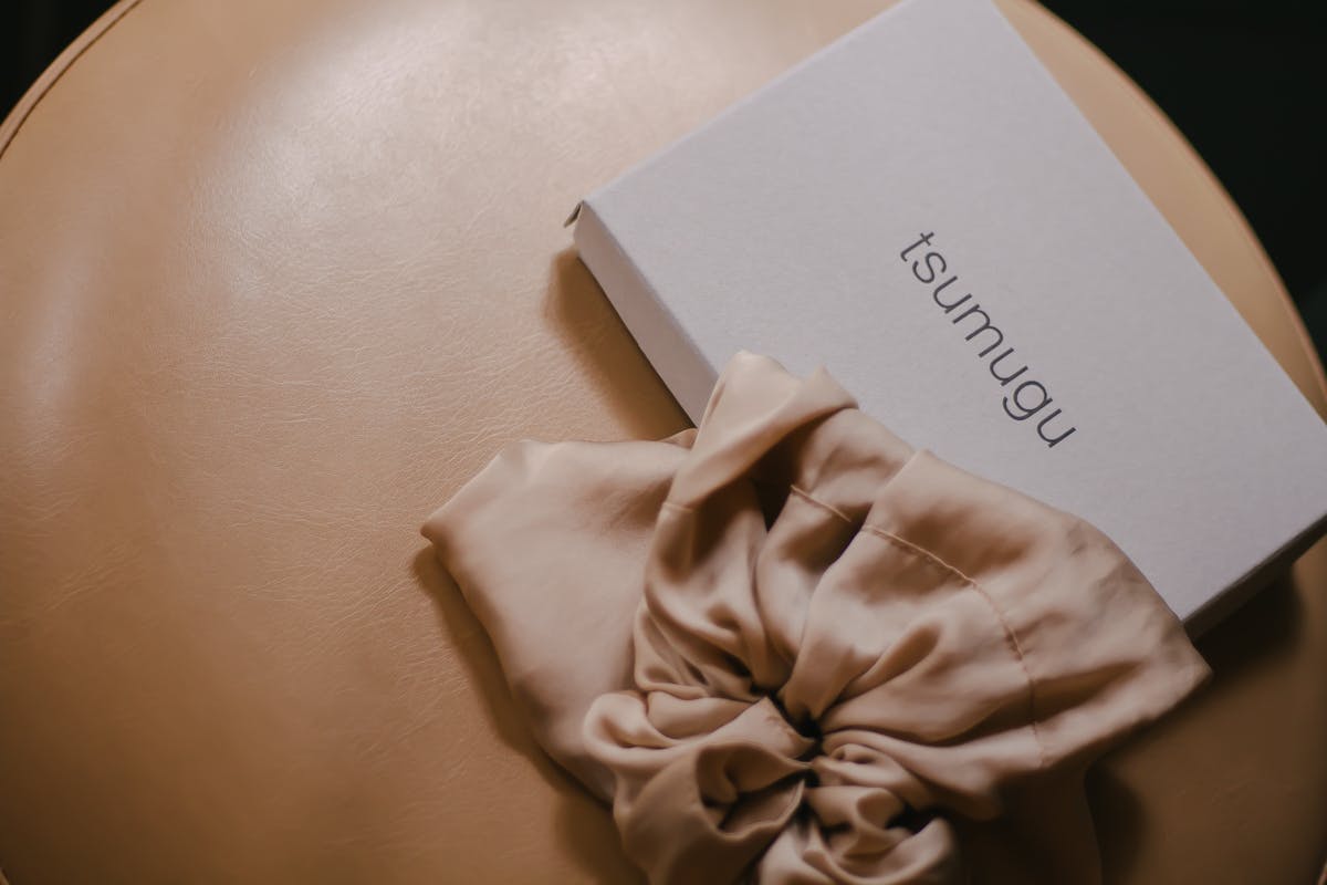 付けてるだけで美髪になれる 美髪シュシュ Campfire キャンプファイヤー 付けてるだけで美髪になれる 美髪シュシュ Campfire キャンプファイヤー