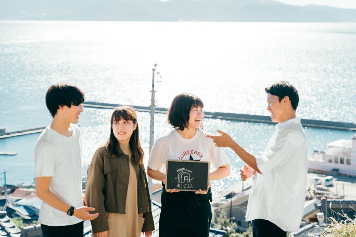 倉庫内に流木オブジェを作りました! - CAMPFIRE (キャンプファイヤー)