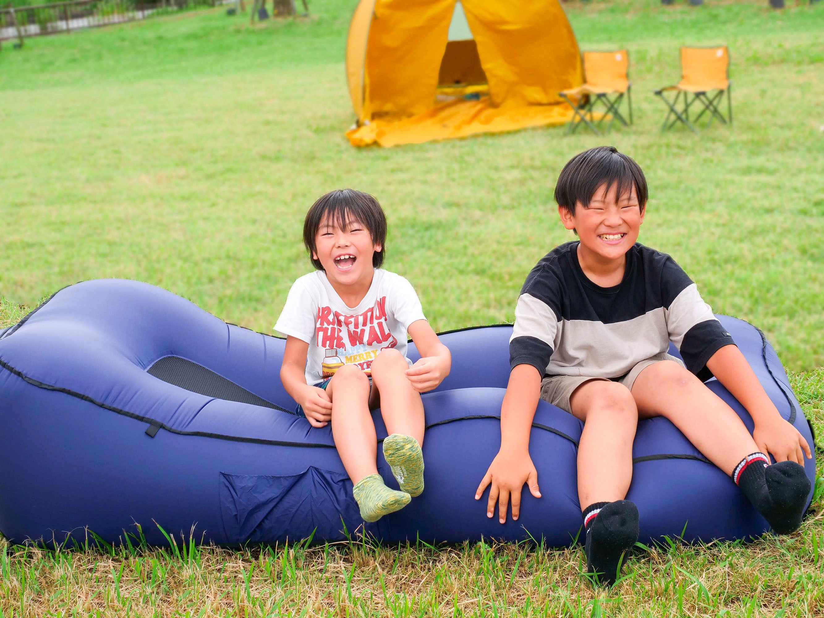 空気をいれるだけ 5秒でふくらむ さらふわ エアーベッド - CAMPFIRE