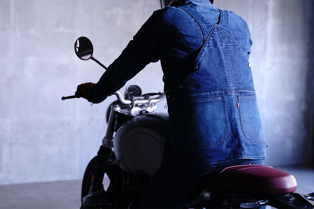 老舗ジーンズショップと日本が世界に誇るedwinが作る3つのバイクデニムウェア Campfire キャンプファイヤー 老舗ジーンズショップと日本が世界に誇るedwinが作る3つのバイクデニムウェア Campfire キャンプファイヤー