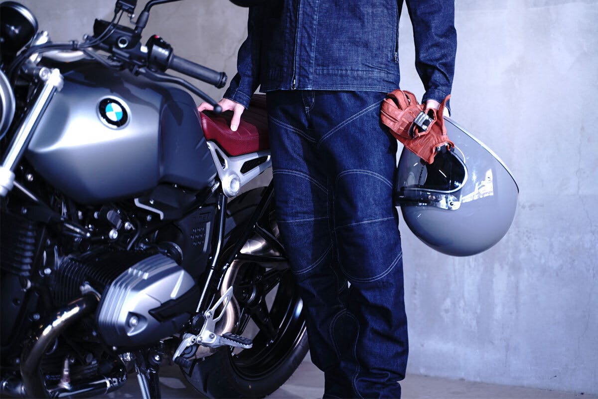 老舗ジーンズショップと日本が世界に誇るedwinが作る3つのバイクデニムウェア Campfire キャンプファイヤー 老舗ジーンズショップと日本が世界に誇るedwinが作る3つのバイクデニムウェア Campfire キャンプファイヤー