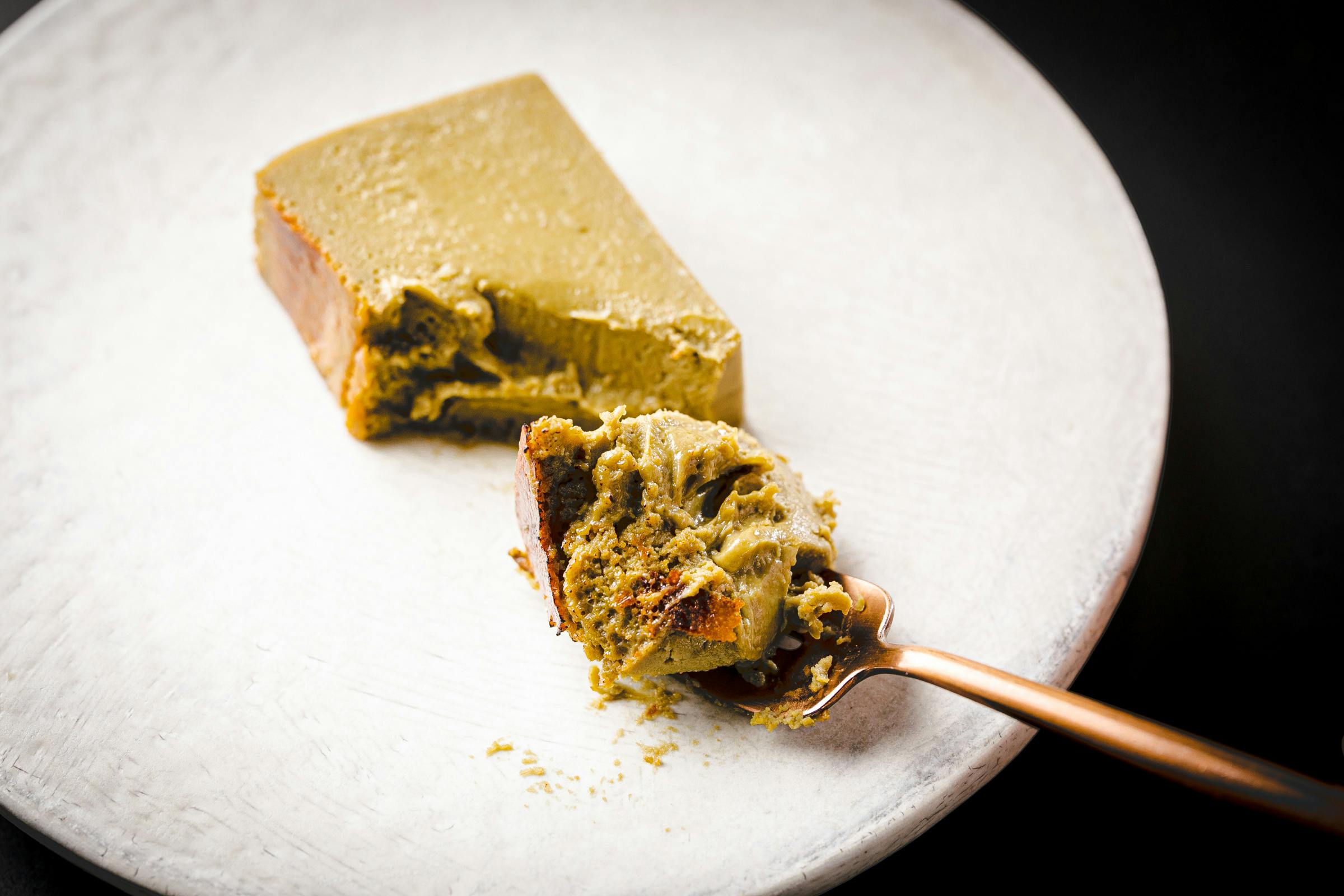 外苑前のレストラン Julia が 大人専用 ピスタチオチーズケーキを限定販売 Campfire キャンプファイヤー 外苑前のレストラン Julia が 大人専用 ピスタチオチーズケーキを限定販売 Campfire キャンプファイヤー