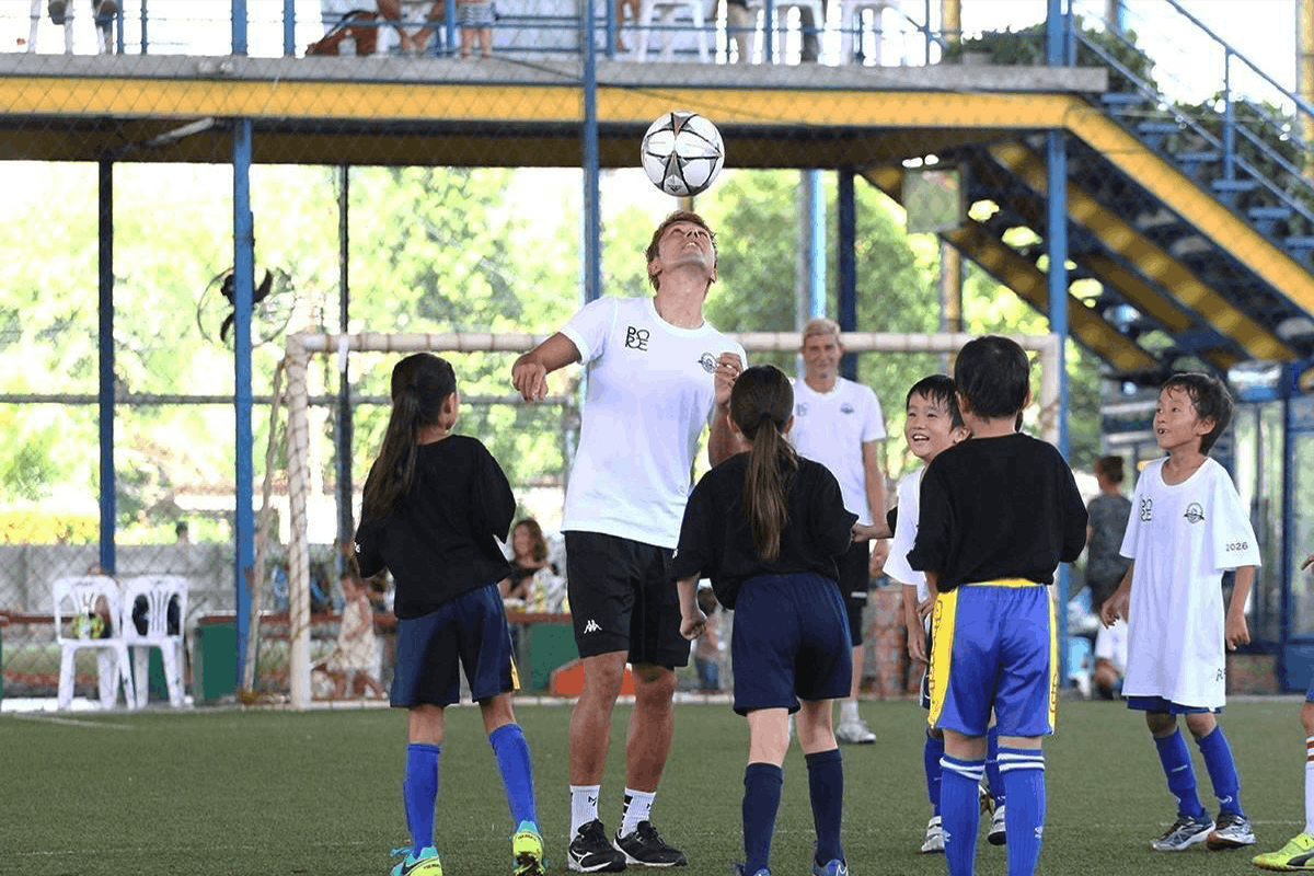 技は見て盗め 本気の遊び ストリートサッカー で子供たちの個性を解放させたい Campfire キャンプファイヤー 技は見て盗め 本気の遊び ストリートサッカー で子供たちの個性を解放させたい Campfire キャンプファイヤー