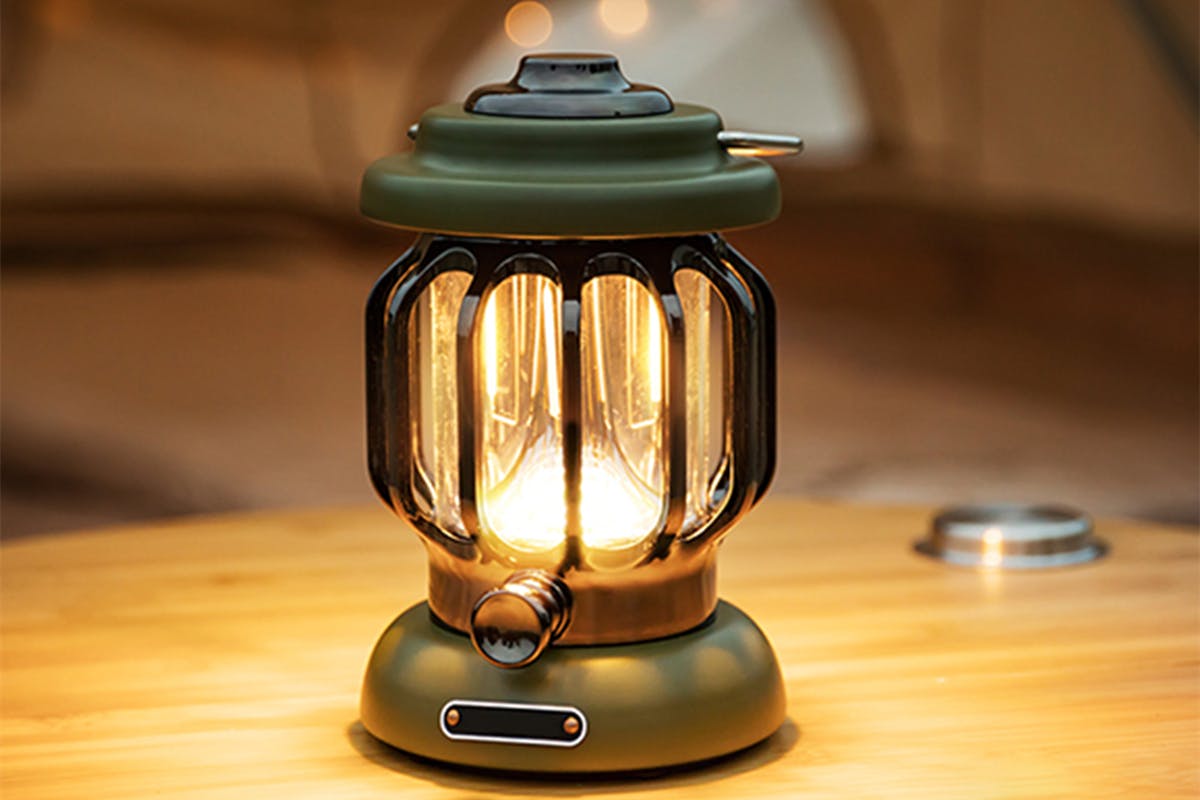 レトロなデザインでアウトドアがもっと楽しめる！LEDランプ「Toprated」 CAMPFIRE (キャンプファイヤー)