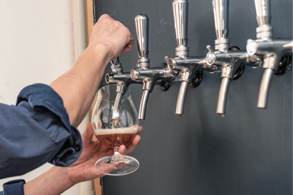 駅前店舗で しきびあ Shiki Beer を飲もう Campfire キャンプファイヤー