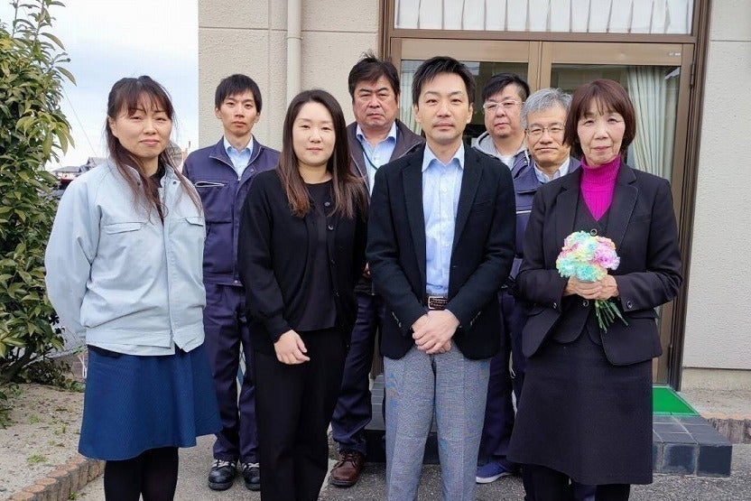 花どころ西尾 お花を染める楽しさを味わいながら 花農家さんを応援しよう Campfire キャンプファイヤー 花どころ西尾 お花を染める楽しさを味わいながら 花農家さんを応援しよう Campfire キャンプファイヤー