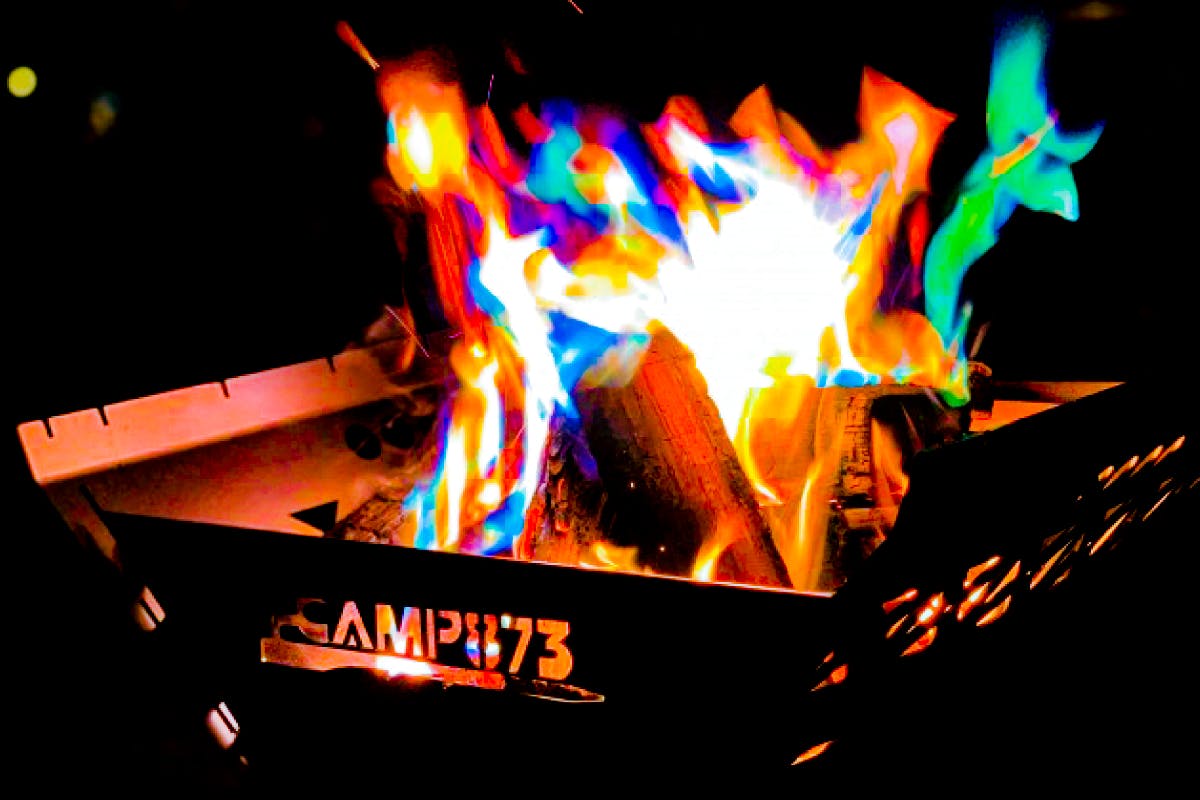 マジカルファイヤー 環境にも人体にも優しい魔法の炎 キャンプを盛り上げる Campfire キャンプファイヤー マジカルファイヤー 環境にも人体にも優しい魔法の炎 キャンプを盛り上げる Campfire キャンプファイヤー