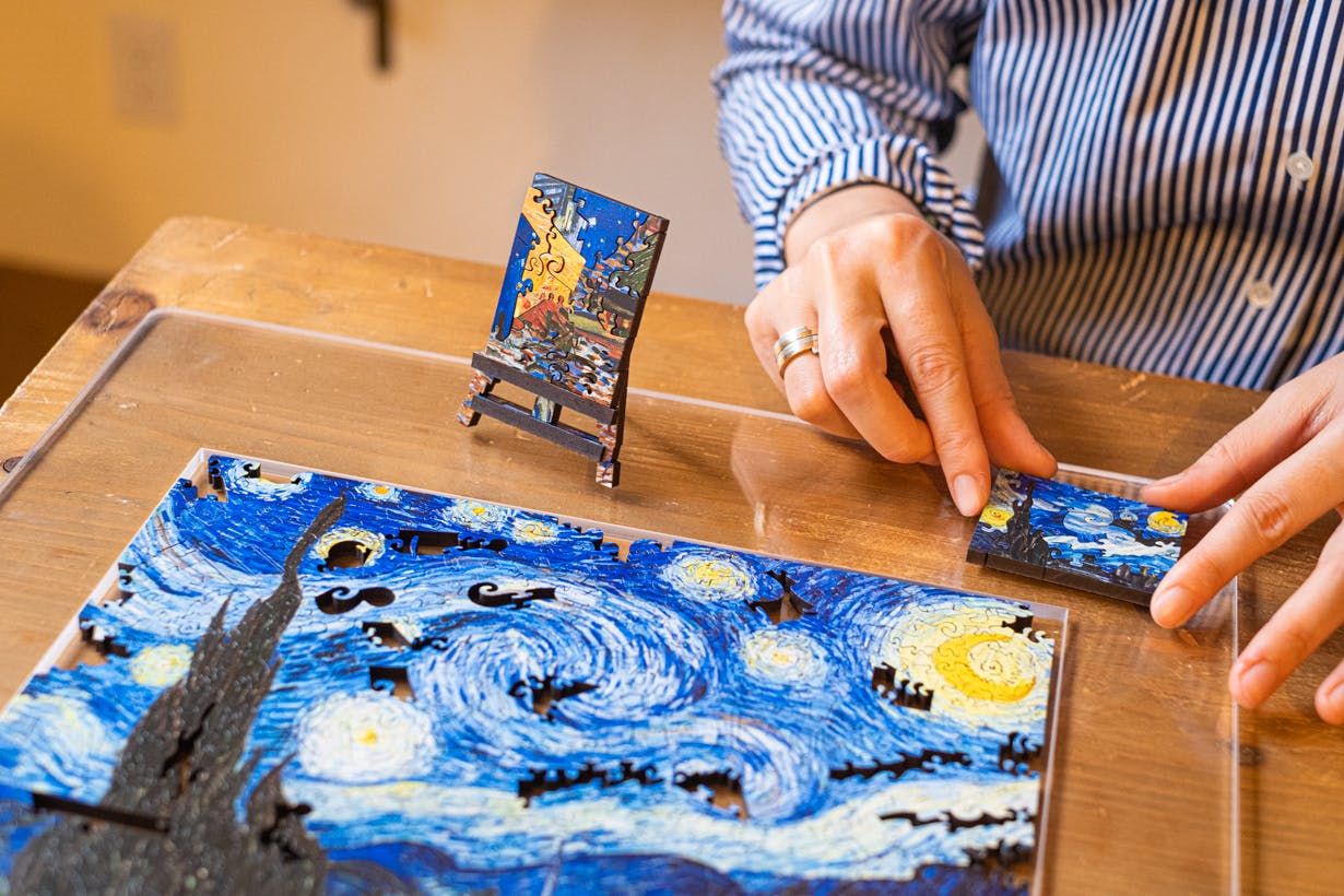 お家が美術館に 名作アートの両面ジグソーパズル 巨匠の破片 Campfire キャンプファイヤー お家が美術館に 名作アートの両面ジグソーパズル 巨匠の破片 Campfire キャンプファイヤー