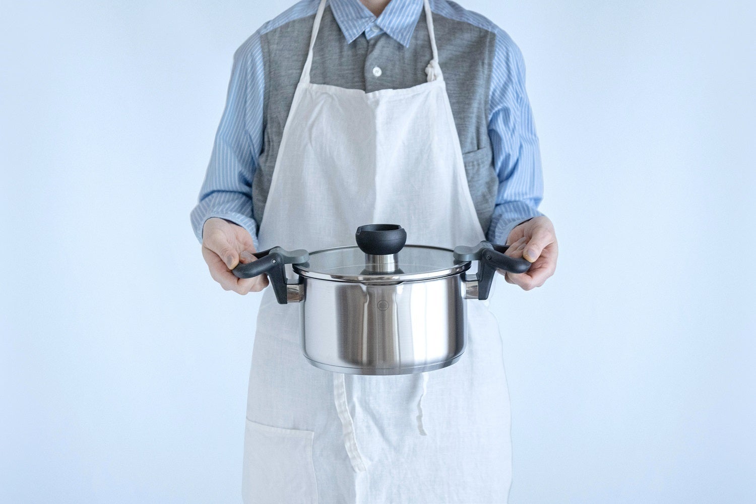 省スペース 時短 ドイツ発世界的デザイン賞受賞の便利鍋 Aron が更に進化 Campfire キャンプファイヤー 省スペース 時短 ドイツ発世界的デザイン賞受賞の便利鍋 Aron が更に進化 Campfire キャンプファイヤー