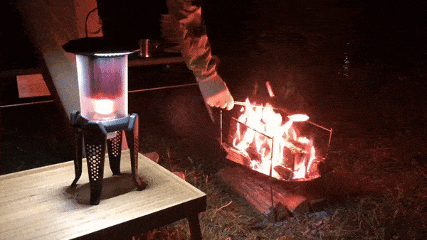 特許技術搭載のオイルランタン わずか燃料44mlで8時間点灯 0ルーメン Campfire キャンプファイヤー 特許技術搭載のオイルランタン わずか燃料44mlで8時間点灯 0ルーメン Campfire キャンプファイヤー