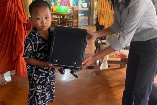 ミャンマーの子ども達へ、ランドセルと一緒に将来への希望を届けたい！